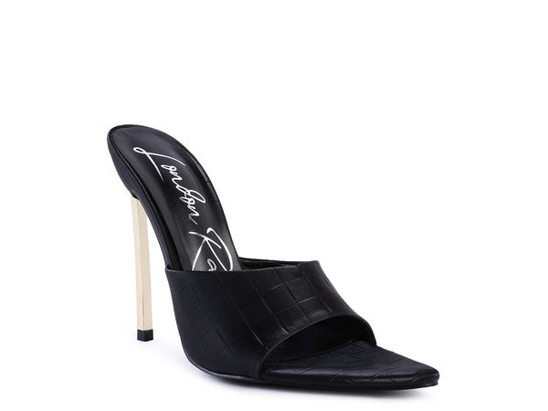 Bottoms Up-Pointed Sandal